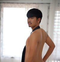 New Top Martin From Thailand - Transsexual escort in Dubai Photo 4 of 5