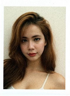 NEW Lindsay - puta in Hong Kong Photo 15 of 19