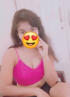 New Muslim Shemale Zumaya 8" Dik - Transsexual escort in Kochi Photo 5 of 11