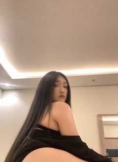 New Nadear Ladyboy🇻🇳 - masseuse in Khobar Photo 2 of 8