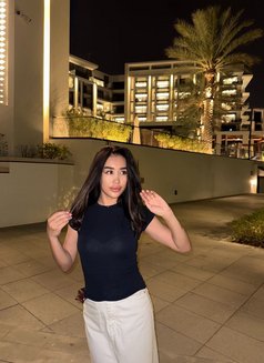 New profile Amera - escort in Muscat Photo 5 of 7
