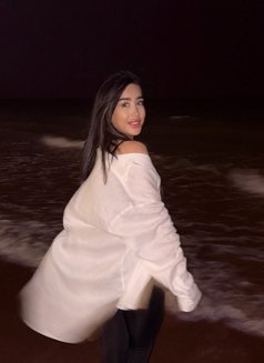 New profile Amera - puta in Muscat Photo 9 of 9