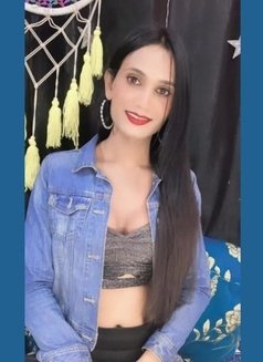 New Real Shemale Indore - Acompañantes transexual in Indore Photo 10 of 10