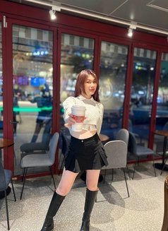 ROSÉ - Anal - Independent - escort in Seoul Photo 7 of 11