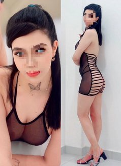 New threesome - escort in Muscat Photo 1 of 3