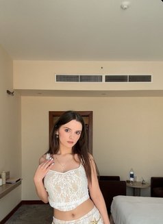 New Russian girl - escort in Muscat Photo 4 of 4