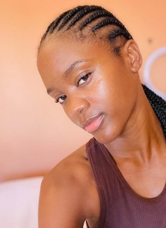 New Sexy African Hot Girl Barbara - puta in Bangalore Photo 2 of 5