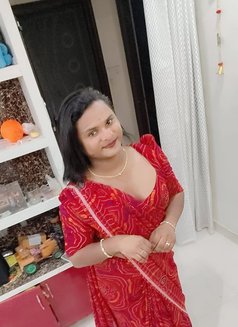 New Shemale Naina - Acompañantes transexual in Hyderabad Photo 2 of 3