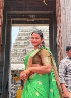 New Shemale Naina - Transsexual escort in Hyderabad Photo 7 of 7