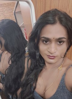 New shemale With Big Dick - Acompañantes transexual in Hyderabad Photo 13 of 24