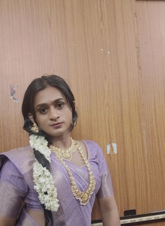New shemale With Big Dick - Acompañantes transexual in Hyderabad Photo 16 of 24