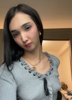 New taste yuki - Transsexual escort in Manila Photo 12 of 13