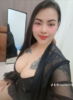 New Thai oil and good massage in muscat - escort in Muscat Photo 13 of 22