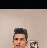 New to Ajman - Male escort in Ajmān