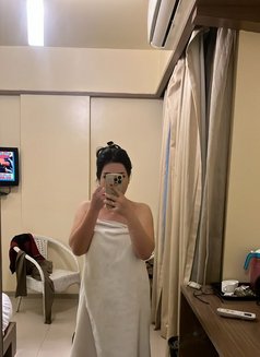 New Top Class Model Escorts Service Pune - puta in Pune Photo 3 of 4