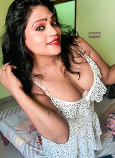 New Trans Zahira N Town - Transsexual escort in Bangalore Photo 9 of 28
