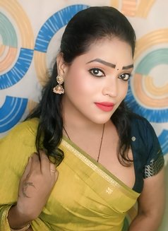 New Trans Zahira N Town - Transsexual escort in Bangalore Photo 28 of 28