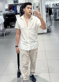 New Twink Top 🏻 - Acompañantes masculino in Dubai Photo 2 of 3