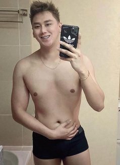 New Twink Top 🏻 - Acompañantes masculino in Dubai Photo 3 of 3