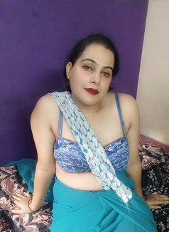 new Vennila shemale active cock&BObS - Acompañantes transexual in Chennai Photo 6 of 10