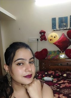 new Vennila shemale active cock&BObS - Acompañantes transexual in Chennai Photo 9 of 10