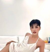 New! Young Ladyboy Thailand - Masajista in Riyadh