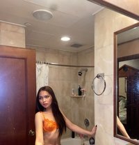 Sophie fully functional - Acompañantes transexual in Manila Photo 10 of 17