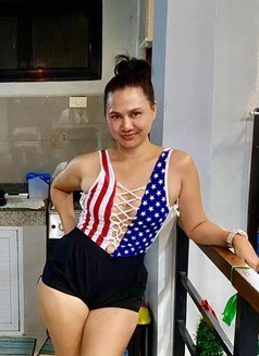 Lady_from phillipines - escort in Dubai Photo 2 of 4