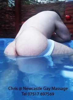Newcastle Gay Massage - Male escort in Newcastle upon Tyne Photo 3 of 5
