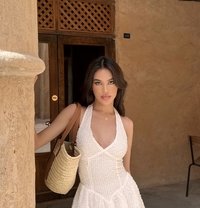 ISABELLA FILIPINA - FULL OF CUM - Transsexual escort in London