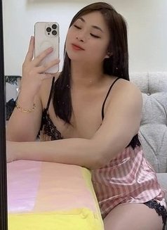 Newest Virgin Baby Girl in Town - Acompañantes transexual in Abu Dhabi Photo 12 of 12