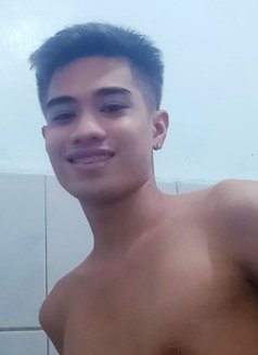 Newest Young Asian Twink - Male escort in Makati City Photo 4 of 5