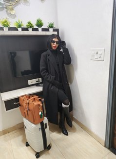 Be a gentleman. - puta in Noida Photo 4 of 4