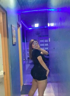 LEVINIA NEWLY ESCORT - escort in Manila Photo 4 of 5