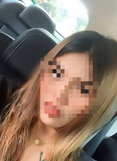 LEVINIA NEWLY ESCORT - escort in Manila Photo 5 of 5