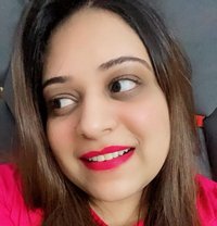 Newly Wedded Busty - puta in Chennai