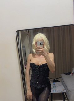 Newone sexy body labyboy - Acompañantes transexual in Bangkok Photo 1 of 7