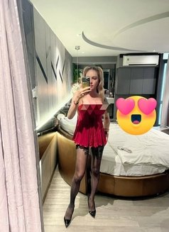 Ngọc Ngọc Ladyboy - Transsexual escort in Ho Chi Minh City Photo 28 of 28
