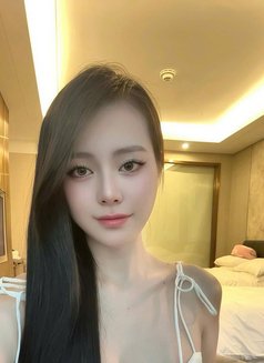 Như Quỳnh - puta in Hanoi Photo 1 of 4