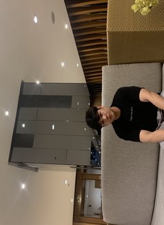 Nhate Tazor - Acompañante masculino in Manila Photo 6 of 10