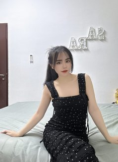 sarah - escort in Riyadh Photo 5 of 5