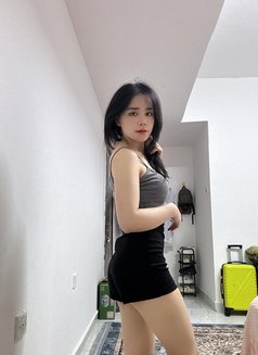 Nhi - escort in Abu Dhabi Photo 1 of 3