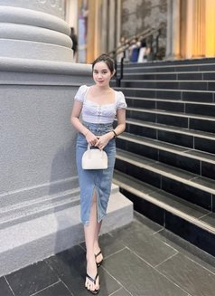 Nia - puta in Jakarta Photo 4 of 4