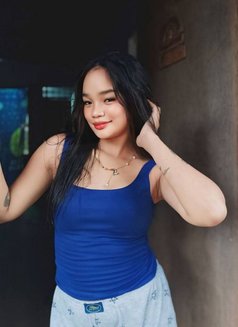 Nia - puta in Manila Photo 3 of 5