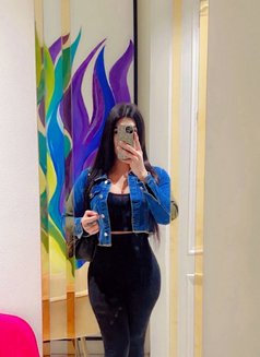 Nia Hotty - Transsexual escort in New Delhi Photo 22 of 22