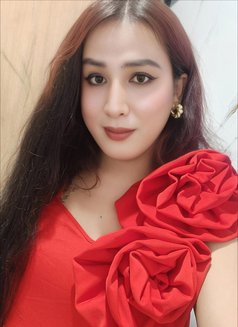 Nia Metally - Transsexual escort in New Delhi Photo 1 of 9