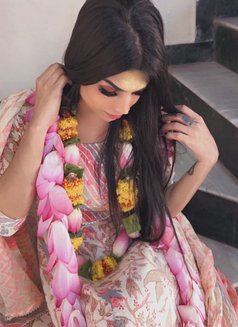 Nia Miss - Transsexual escort in Faridabad Photo 10 of 17