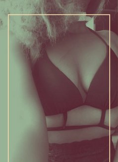 Nia Petite - escort in Nairobi Photo 1 of 4