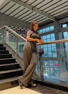 Nia Sharma - puta in Ajmān Photo 5 of 5