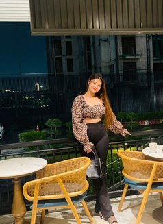 Nia Sharma - puta in Sharjah Photo 5 of 5